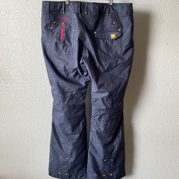 Oakley Thinsulate Gretchen Bleiler ski snowboard pants (IB-19) - Picture 12 of 16